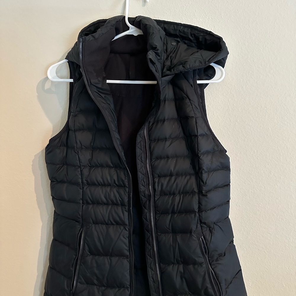 LuLulemon Women's Black Quilted Vest